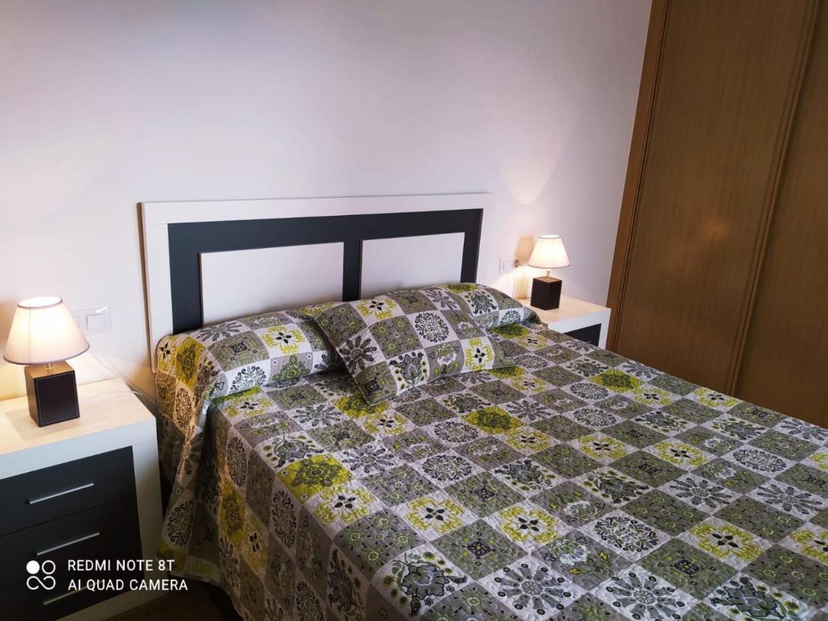 Chaburra Apartment Sada Luaran gambar